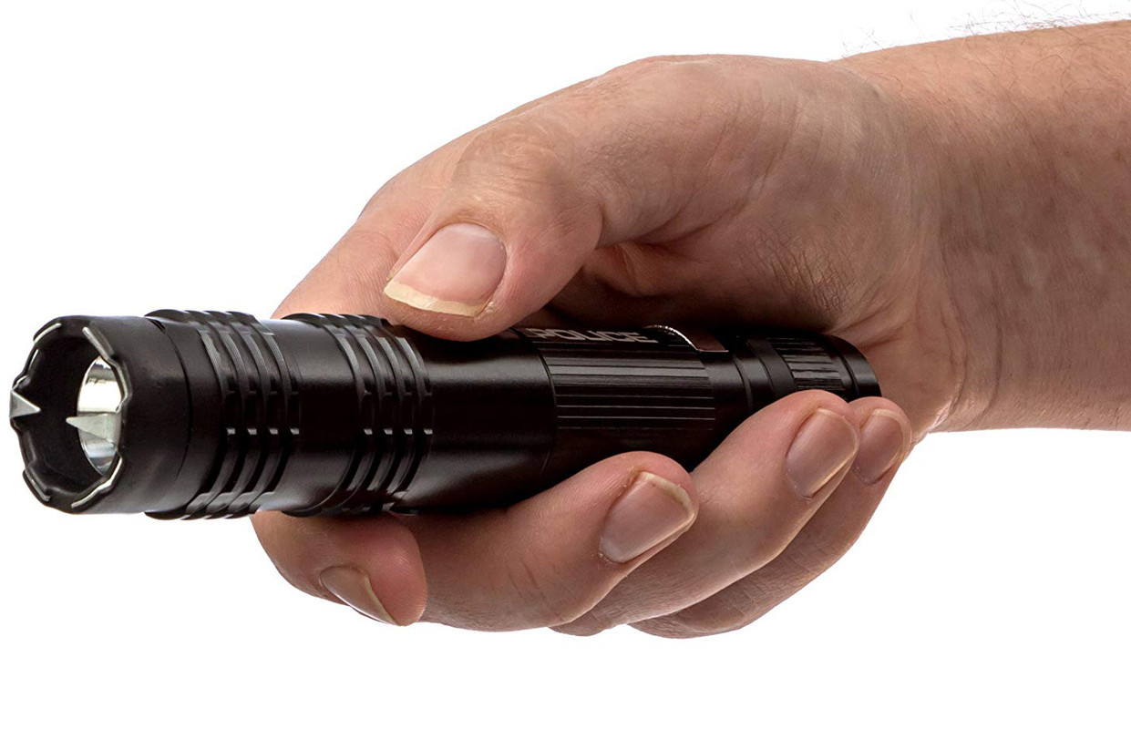 stun-gun-taser-flashlight-vipertek-police-self-defense-tazer