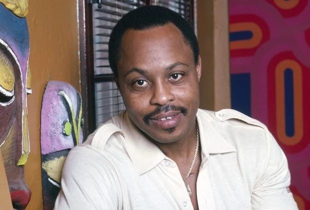 F7E984D4-D7DF-4AD8-835A-1B445DAE9F84