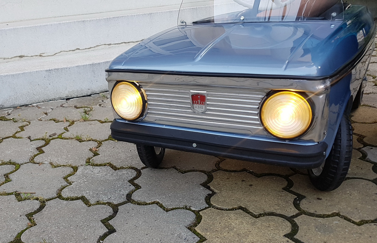 AED92CB1-C4EA-42AA-A07A-552A35369864