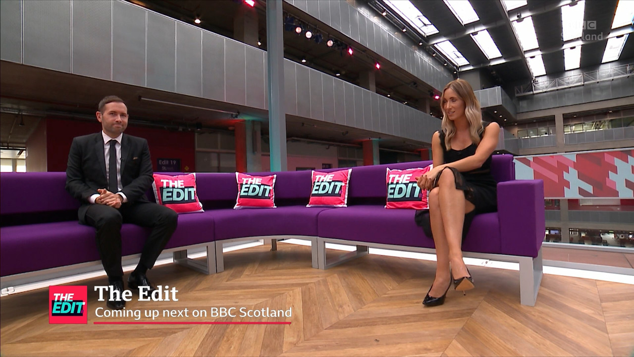 09.25 - 19.15.00 - The Edit  ᴺᵉʷ. S02E09 Entertainment news and chat ....ts_snapshot_02.54.043