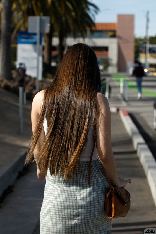 full_003_7767100938110456