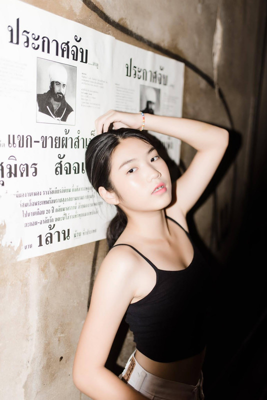 64C1B10B-CED5-4CC1-B148-E962A36E780B