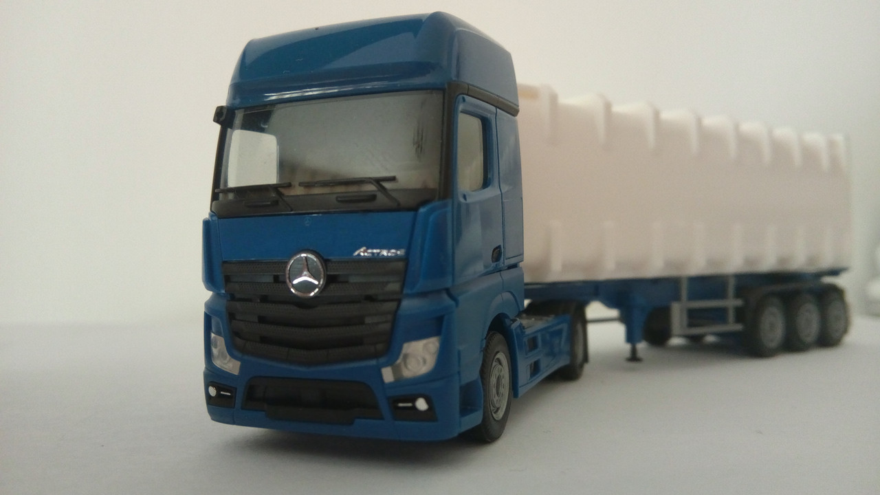 Macht (7744)