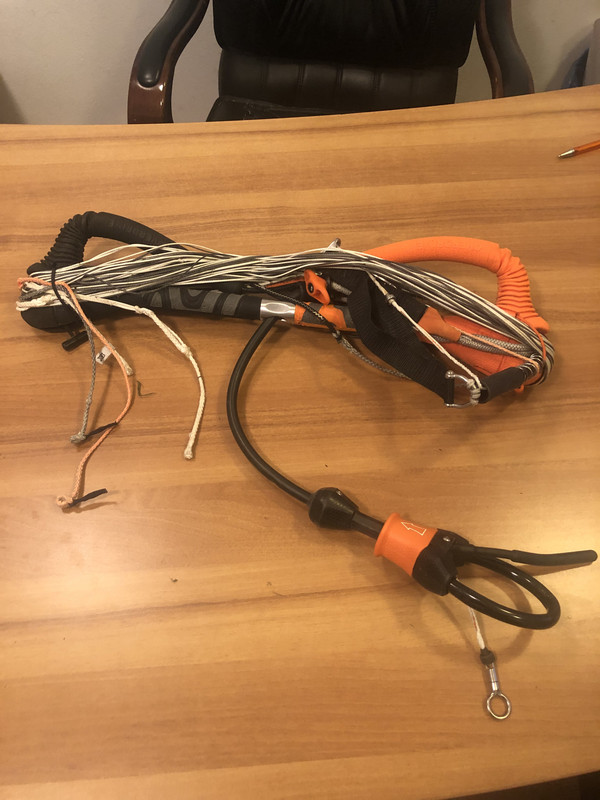 5E682DC2-7C05-4B0E-B399-56DE4D73E9A7