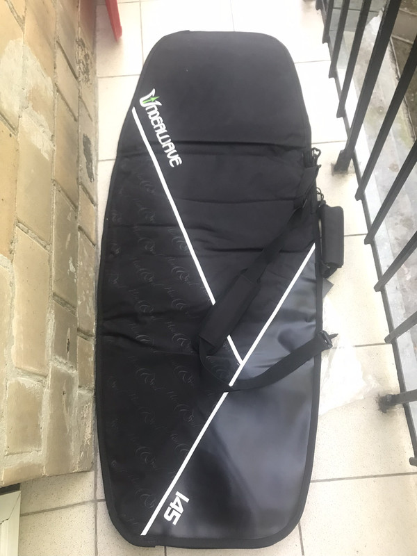 E99BD0EB-E6B0-4D6E-9F2E-3A725907B7E7