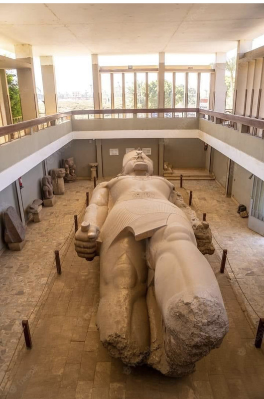 BAFAA7F6-EAD6-4256-8BCC-858979E28305