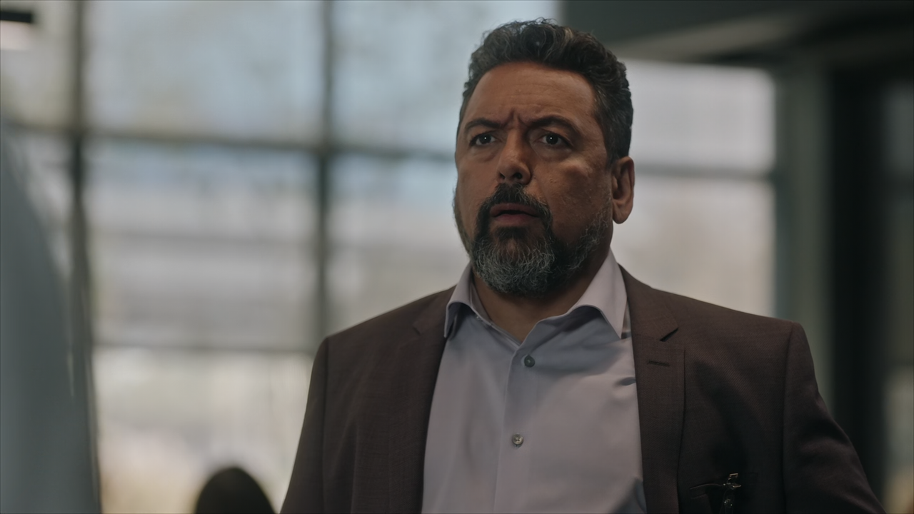 The.Rookie.Feds.S01E21.Bloodline.(2).1080p.10bit.AMZN.WEB-DL.DDP5.1.HEVC-Vyndros.mkv_snapshot_11.20_