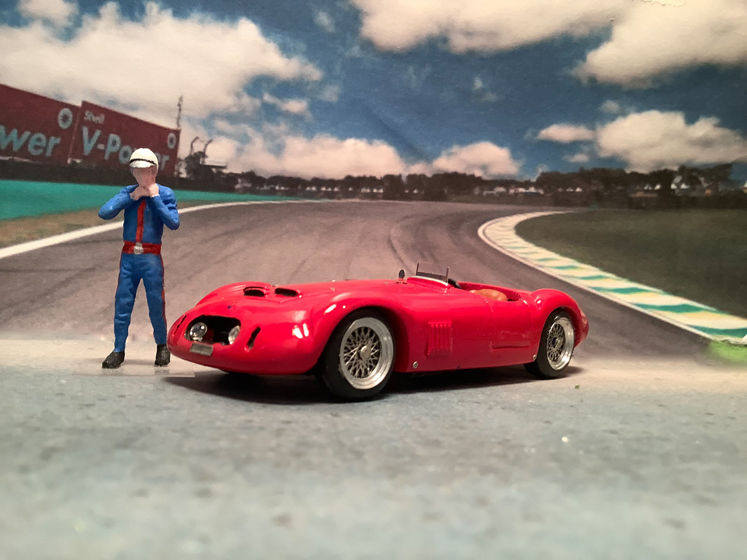 3A22F3B3-6460-457B-988F-149404E187EA