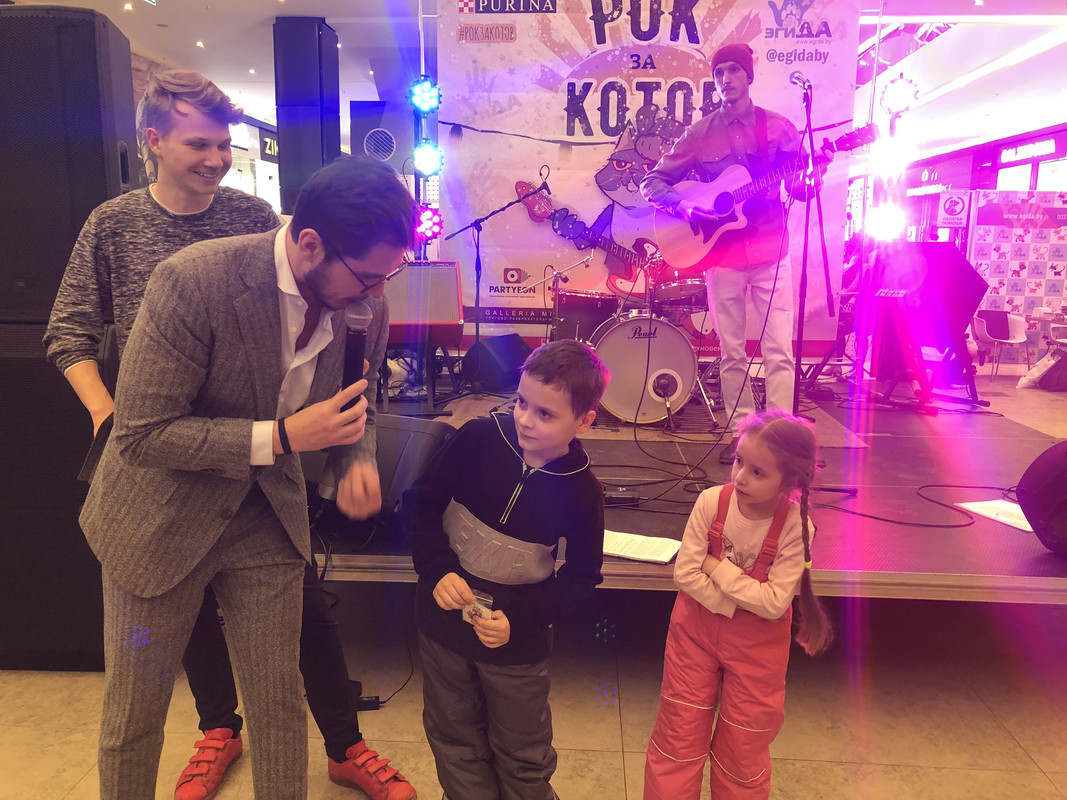 5A753FFB-465D-41B3-8F48-41A069F4F046