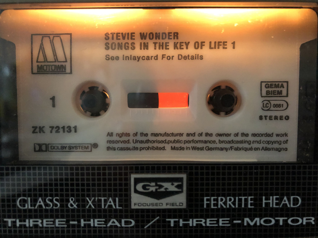 374FD4D1-C6B1-4526-9790-792EFD9F76C7