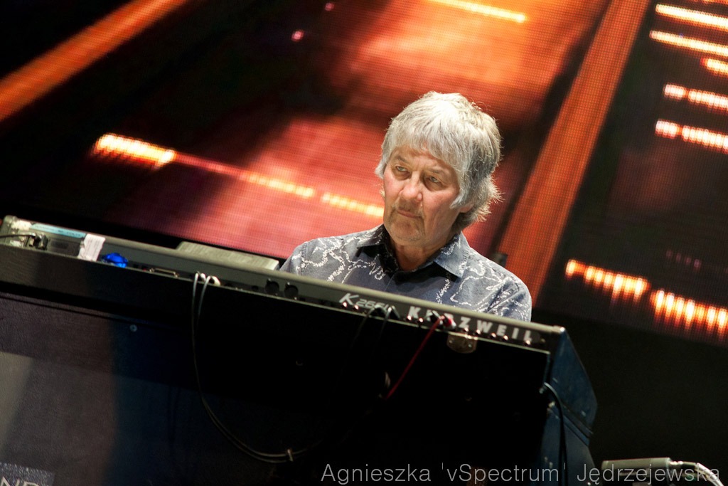[Obrazek: v-Spectrum-Deep-Purple-LR-1734.jpg]