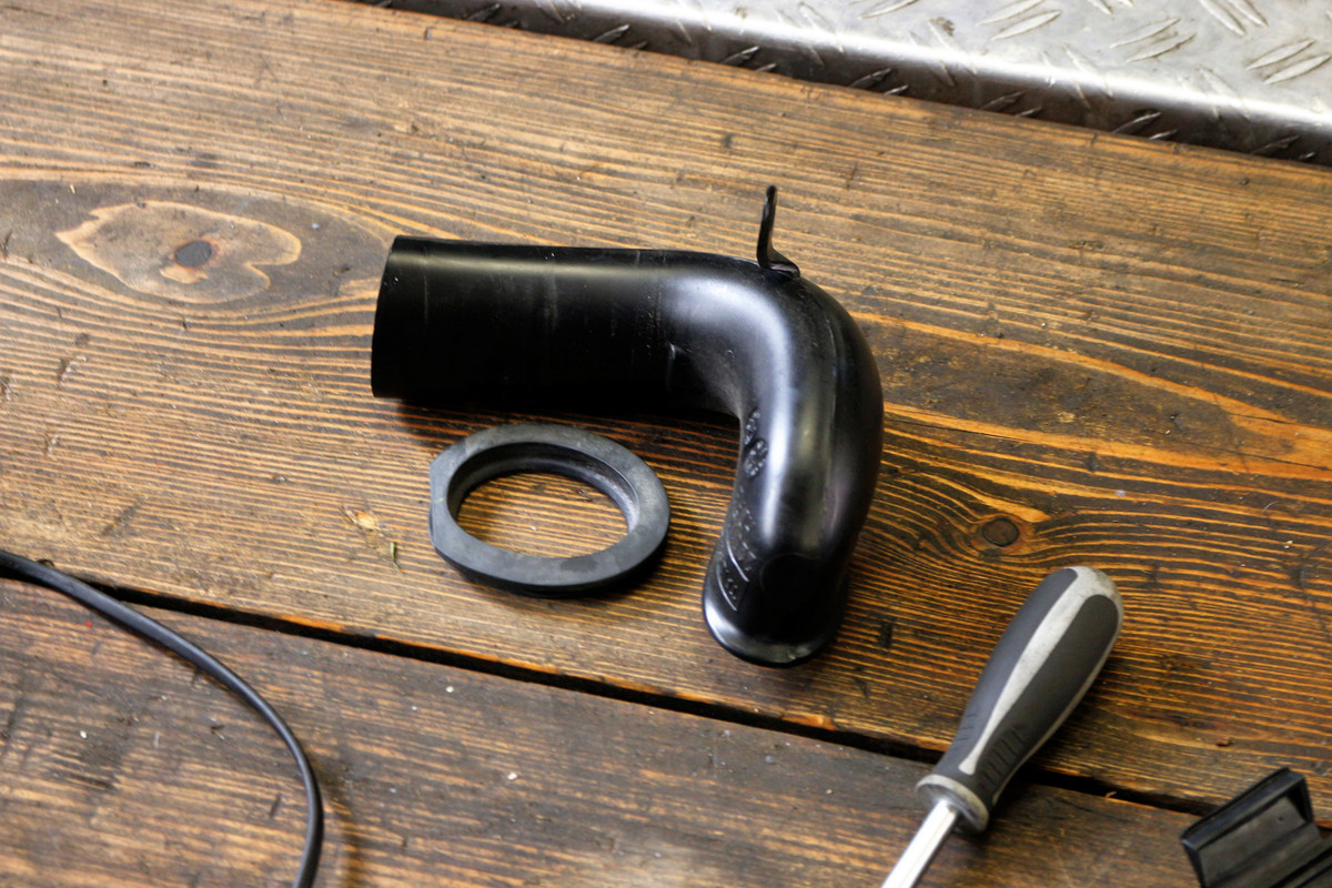 Bild Rüssel und Gummi ausgebaut