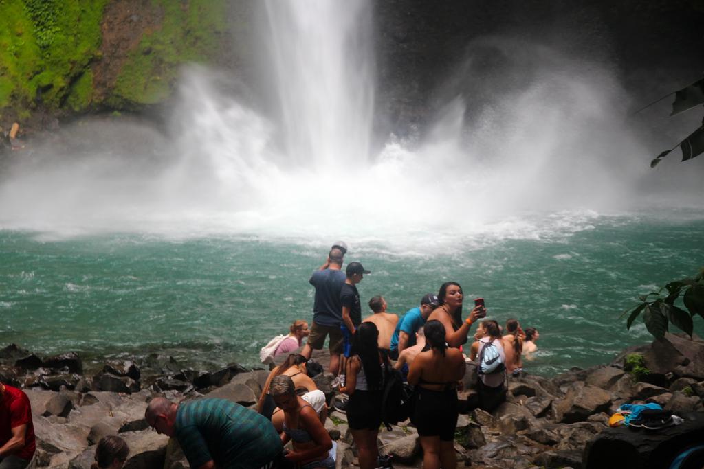 DE TORTUGAS Y PEREZOSOS. COSTA RICA 2019 - Blogs de Costa Rica - DIA 7: ARENAL. CATARATA FORTUNA (20)