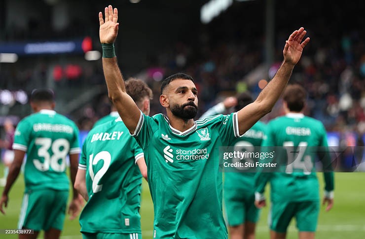 Nghẹt thở vòng 4 Ngoại hạng Anh: Man City trở lại đường đua, Arsenal bám đuổi Liverpool