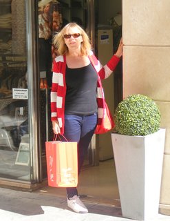 me-red-short-hair-skinny-spain.jpg