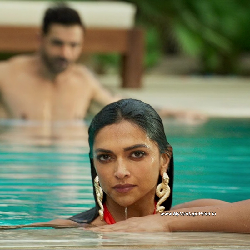 25Deepika_Padukone_Hot_Scene_in_Pathaan_Movie_with_Shah_Rukh_Khan_MyVantagePoint
