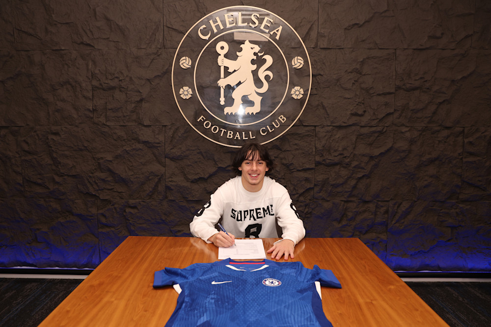 Rabbaj signs his new contract at Cobham