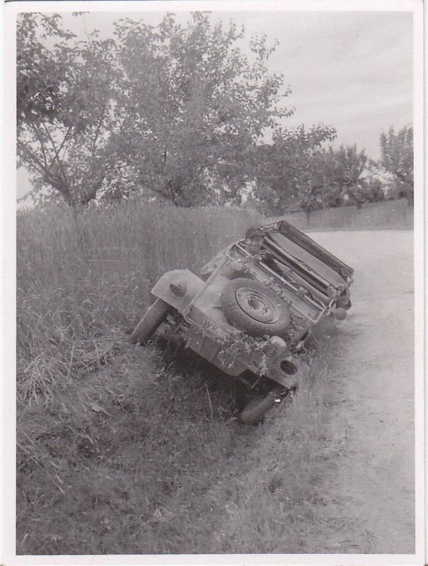 WWII Foto, VW KDF Kübelwagen Typ 82