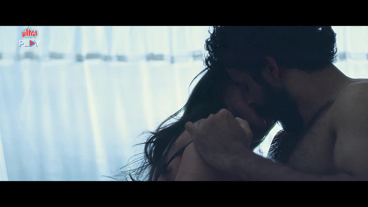 Swasika, Chathuram, Swasika lip kiss, Chathuram kiss scene, Malayalam movie scenes, Swasika hot scene, Swasika viral, bold Malayalam scenes, Swasika movie stills, Malayalam actress kiss, trending Malayalam videos, Malayalam cinema news