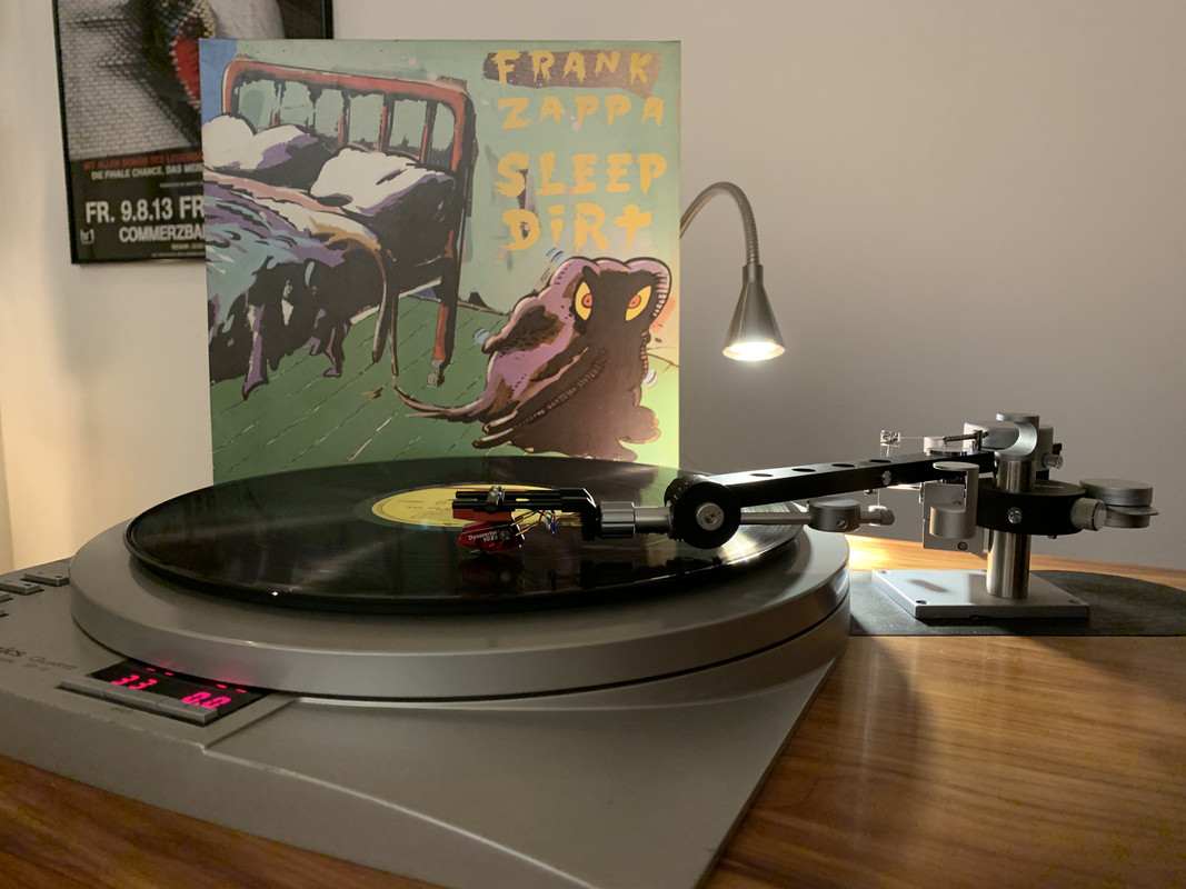 6512F46D-2931-41F1-9178-96FA6FF5D7EE