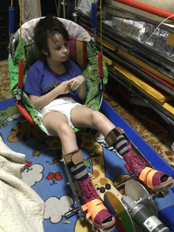 EAF17F11-19F2-4AF0-AB5B-65C88F674158