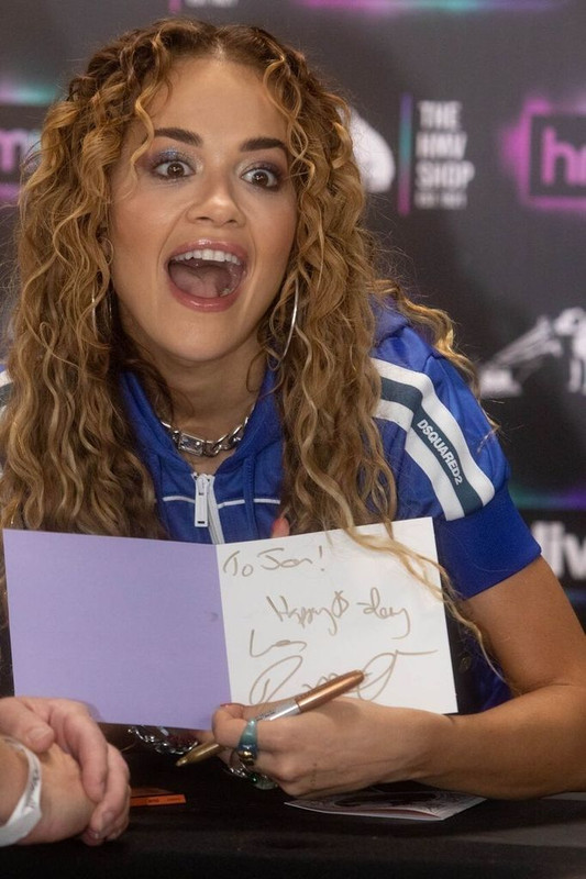 HMV701.jpg