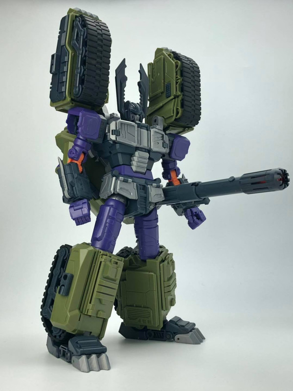 MB-17-MEG-TYRANNO-14