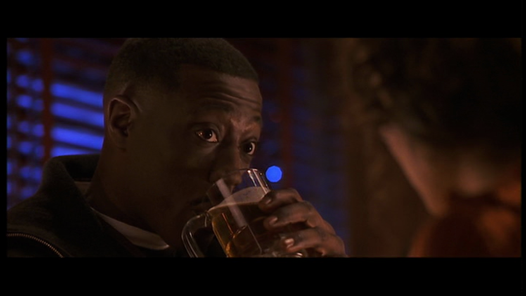 vlcsnap-2018-05-12-00h20m40s685