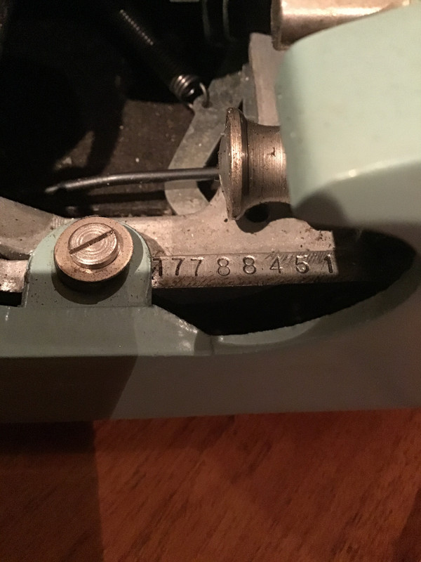 7008EAA4-47B8-40CE-B6FF-E5338974B56C