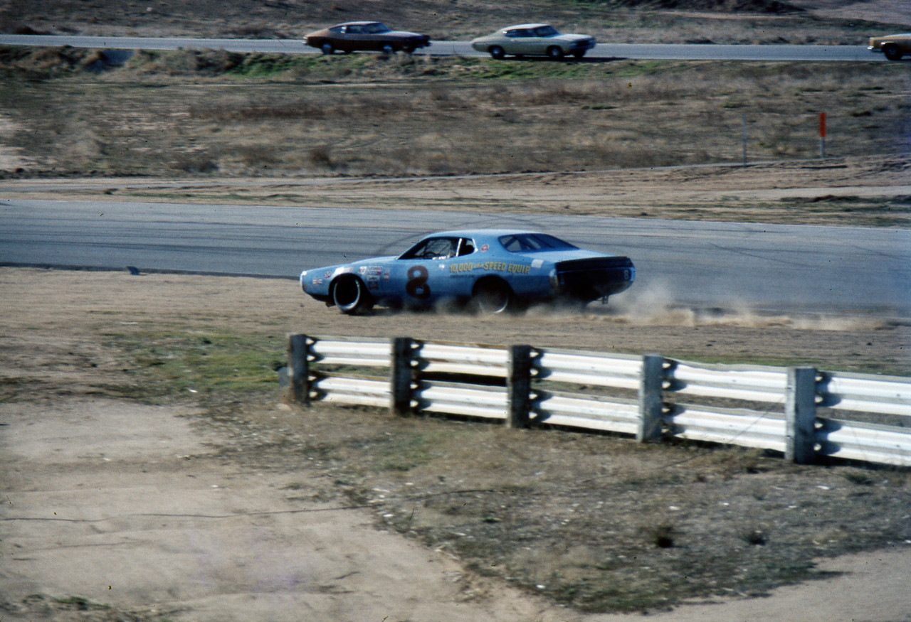 1975Riverside 8 Ed Negre (2025 10 22 13 11 22 UTC)