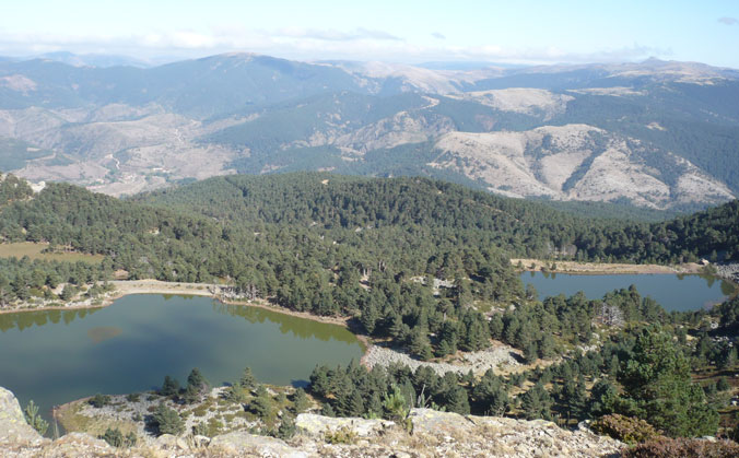 Le Lagunas de Neila, sede darrivo della tappa regina della Vuelta a Burgos (wikipedia)