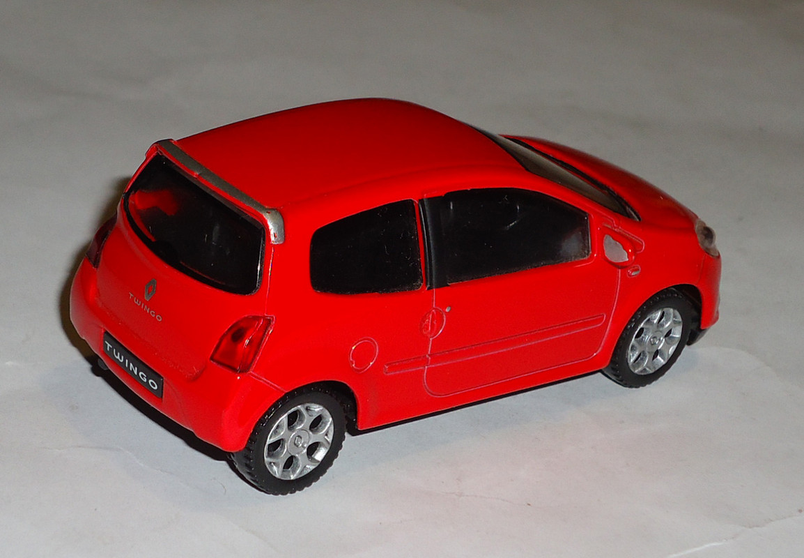 Renault-Twingo GT1