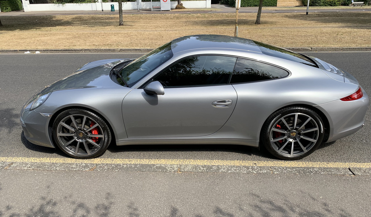 5E370AC7-8036-44EF-9327-22356F3A3032