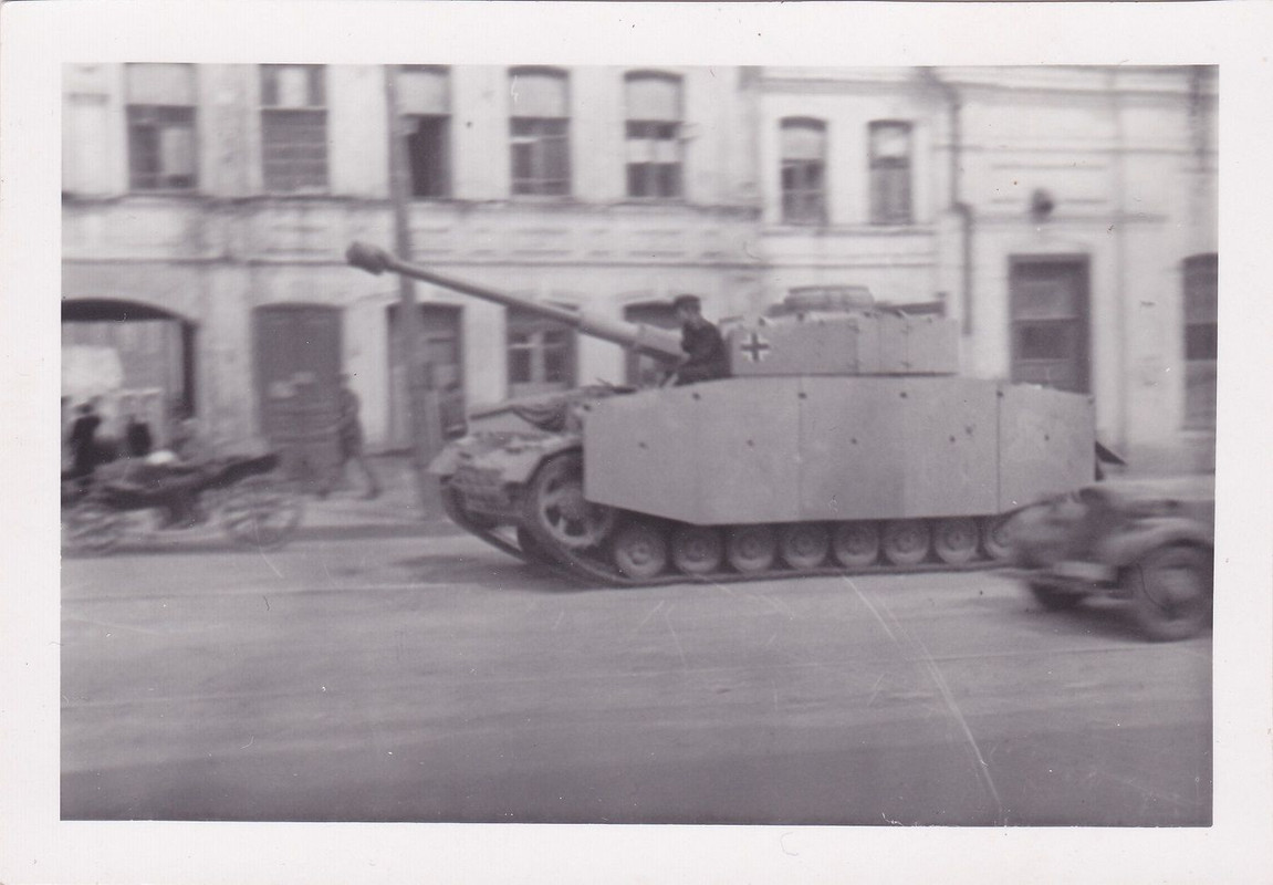 Panzer P IV P 4 Ausf H Langrohr mit Seitenschürz