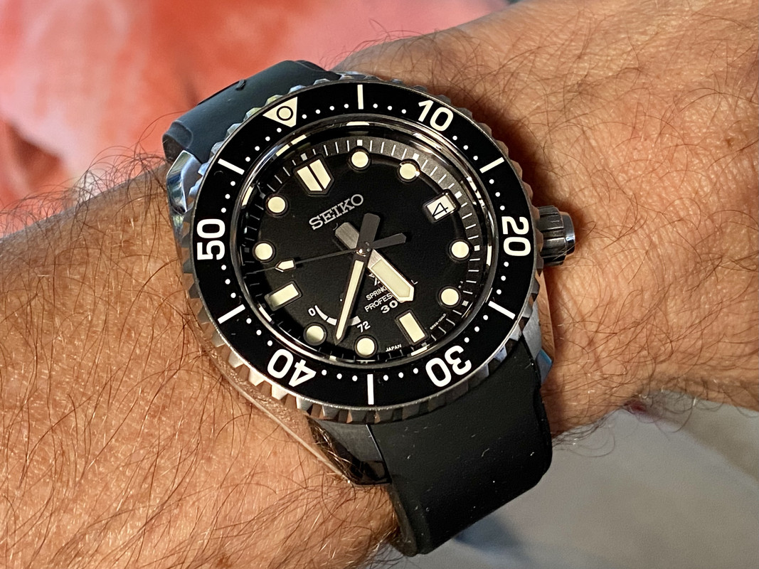 CAA0BF1C-DA45-4075-AD76-B5061B8D7F34