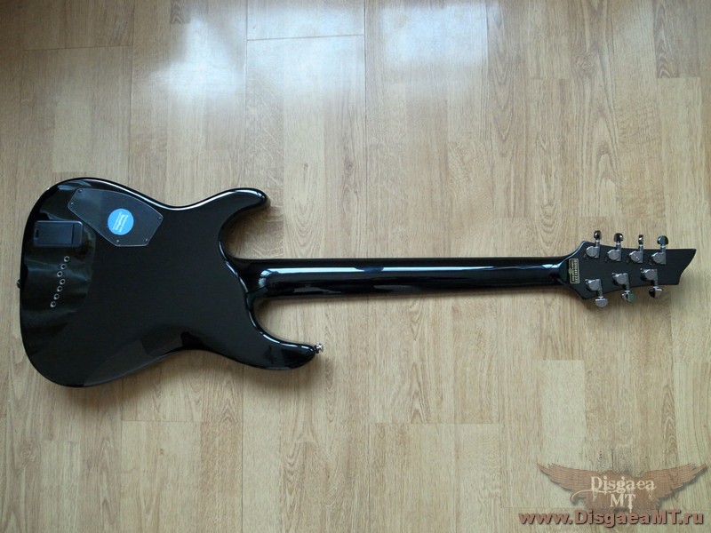 Schecter_C-7_Hellraiser_21-BLK_020