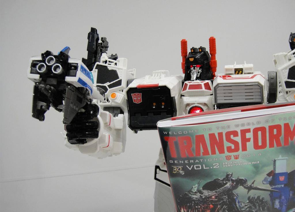 10295100_690807431005669_4770593395804445160_o