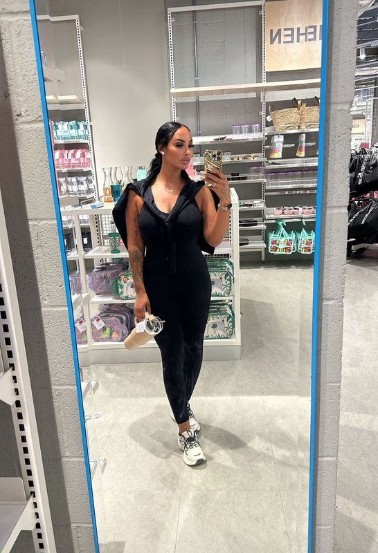 [Image: Screenshot-20240913-202358-com-instagram...316748.jpg]