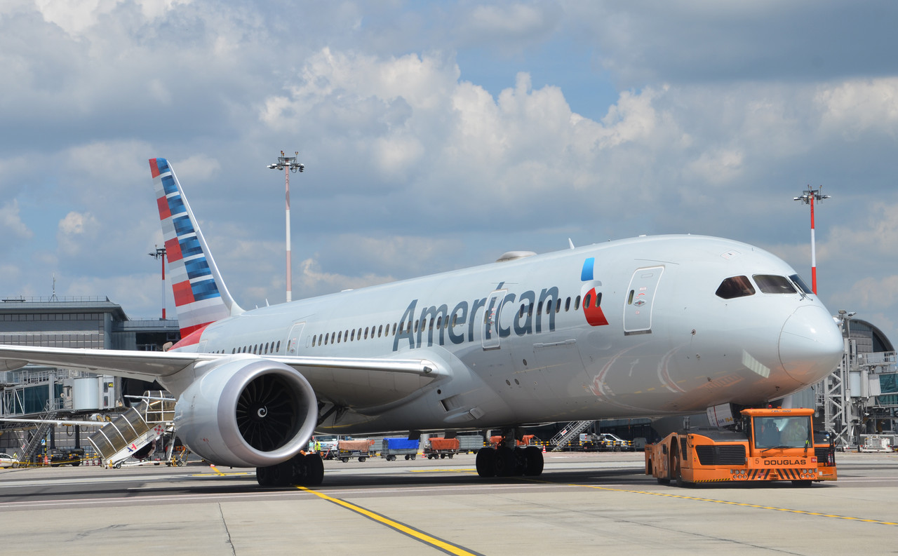 American MXP-PHL (19)