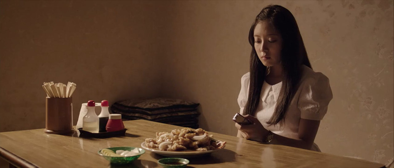 Hot Young Bloods 2014 WebRip [Hindi + Tamil + Telugu + Korean] 480p, 720p ESub Screenshot