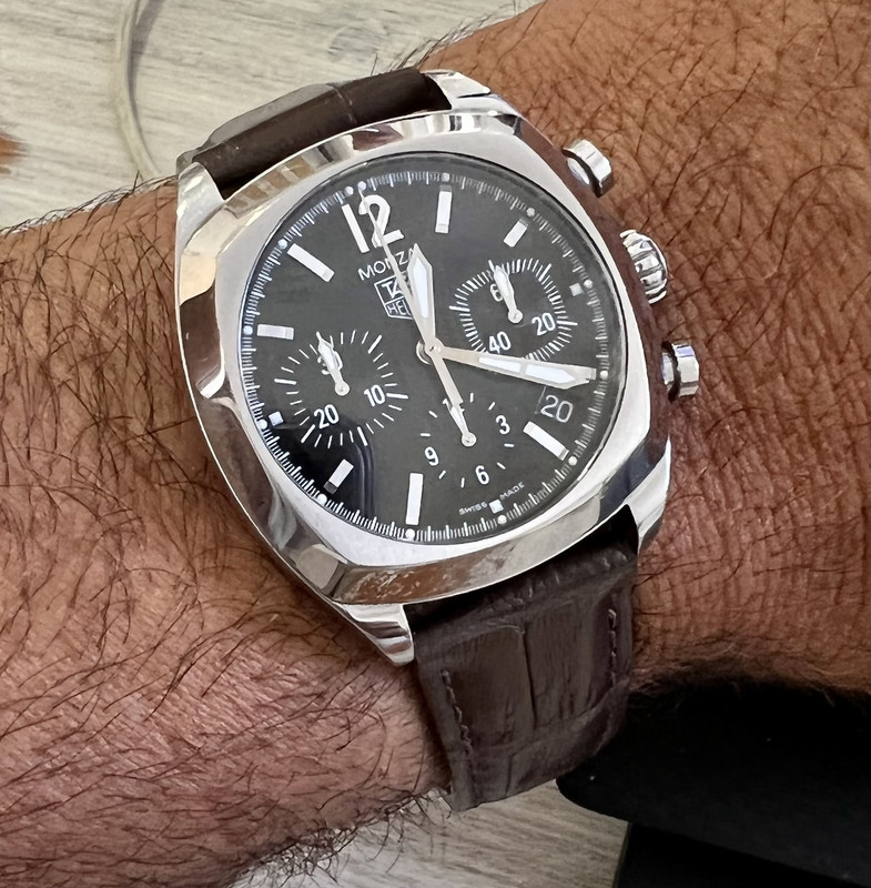 E6D4F3ED-1FE5-4EF3-9916-78C6C1524C67