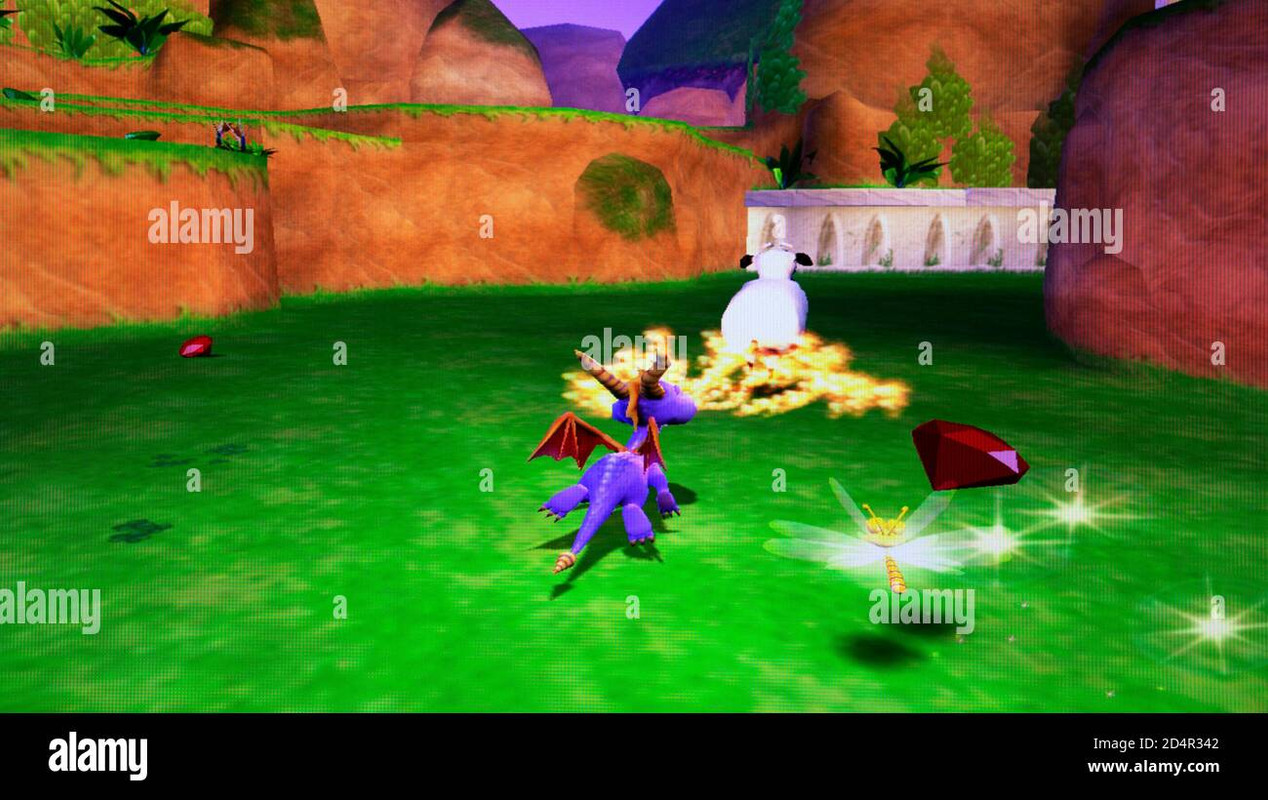 spyro-enter-the-dragonfly-sony-playstation-2-ps2-editorial-use-only-2D4R342