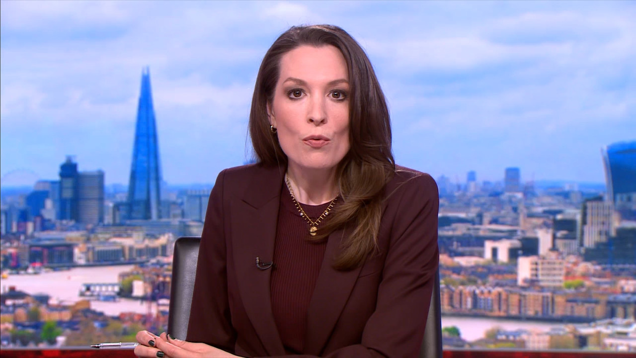 BBC London News_20230416_17501755.ts_snapshot_03.36.627