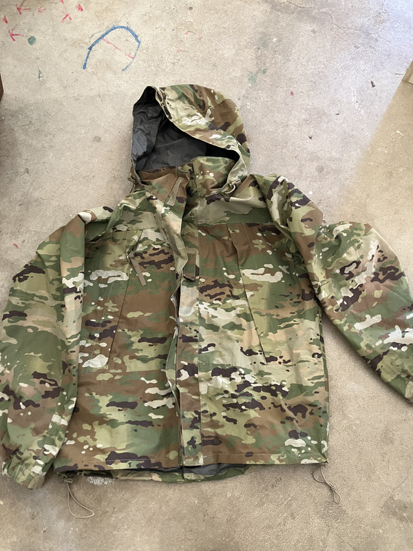 B5540D92-C63A-4B23-91A1-41BE777CEF3F