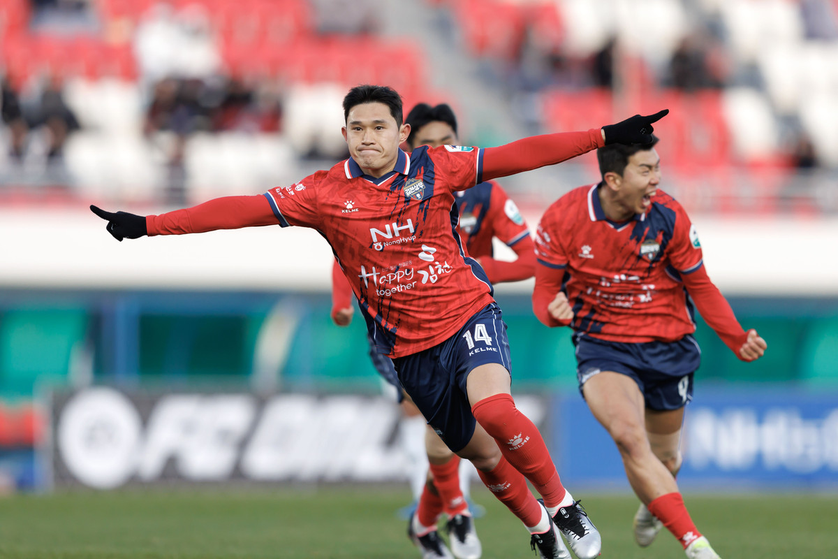 Gwangju vs Gimcheon Sangmu, 17h30 ngày 22/07