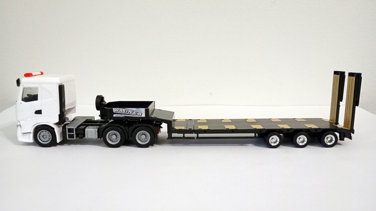Mach (3318)