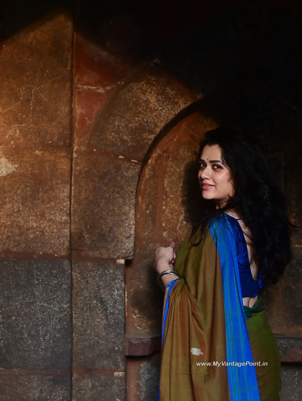 5-Girija-Oak-Godbole-in-Blue-Blouse-Saree-My-Vantage-Point