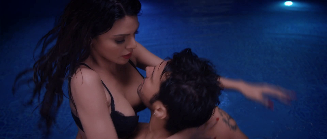 vlcsnap-2020-08-13-00h34m26s900