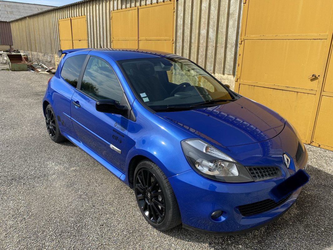 9676BD8A-E482-499F-BCE5-23E98AE783E7