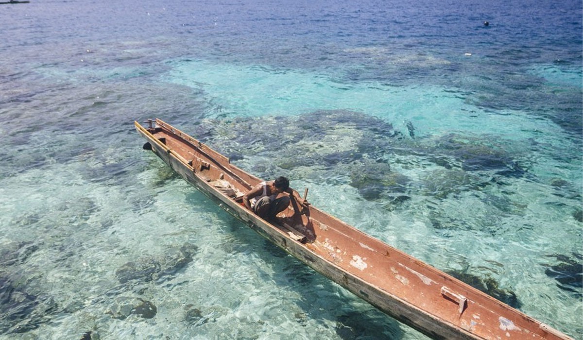 Mengenal Suku Bajo Penakluk Laut Tradisional Indonesia